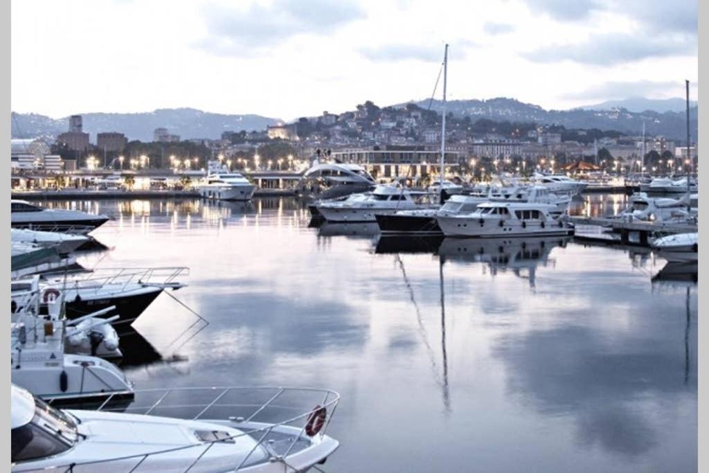 Casa Retro. Historic Center - La Spezia Daire Dış mekan fotoğraf
